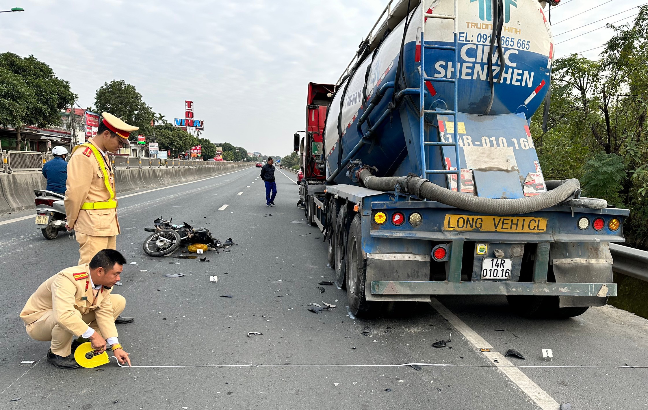 Phòng Cảnh sát giao thông tìm người chứng kiến, biết thông tin về vụ tai nạn giao thông xảy ra ngày 25/12/2023 tại Km 50+900_QL10(Vĩnh Bảo)